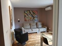 Posedenie v ubytovaní Apartamentos "Casa Melé" 2, Parking privado opcional