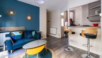 Kuchnia lub aneks kuchenny w obiekcie L'Escapade Urbaine - Cosy et central