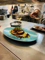 Еда / где поесть недалеко от апартаментов/квартиры