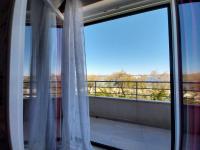 Balkón alebo terasa v ubytovaní Beach apartment ANA with sea view, balcony, garden & bbq, Murter - Dalmatia