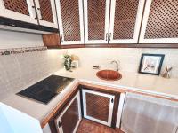 A kitchen or kitchenette at El Vergel de Berchules