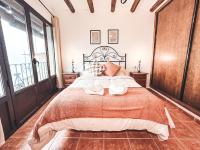 A bed or beds in a room at El Vergel de Berchules