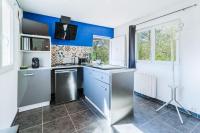 Kuchyňa alebo kuchynka v ubytovaní Appartement La Baule Pornichet Terrasse - Cuisine - Calme - Wifi - Parking Gratuit