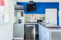 Kuchyňa alebo kuchynka v ubytovaní Appartement La Baule Pornichet Terrasse - Cuisine - Calme - Wifi - Parking Gratuit