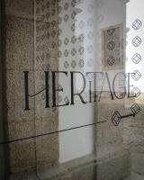 アロウカにあるMS Collection Arouca - Mosteiro de Aroucaの建物の側面に「七面鳥」と書かれた看板