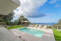 Bazén v ubytovaní Villa Liam con Piscina - Goelba alebo v jeho blízkosti
