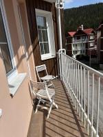 Balkón nebo terasa v ubytování Apartmány pod horizontem