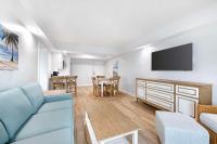 TV&#47;Unterhaltungsangebot in der Unterkunft Best Western Plus Beach Resort