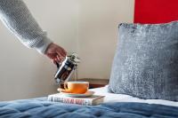 Příslušenství pro přípravu čaje a kávy v ubytování The Clifton Hotel Bristol