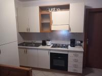 Kuchyňa alebo kuchynka v ubytovaní Casa Teodoro - Gelsomino, Ulivi & Orchidea