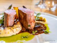 Jídlo v hotelu nebo okolí