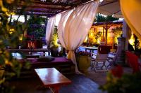 En have udenfor Almanuda - Naturist Village - Adults Only