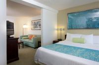 Ένα ή περισσότερα κρεβάτια σε δωμάτιο στο SpringHill Suites Los Angeles LAX&#47;Manhattan Beach