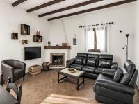 Posezení v ubytování Holiday Home Toscamolino by Interhome