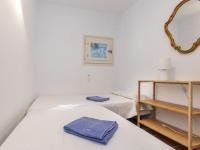 Posteľ alebo postele v izbe v ubytovaní Apartment La Carbonera by Interhome