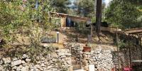 Ogród w obiekcie Villa CIGALONS en pleine pinède avec PISCINE chauffée de mai à septembre