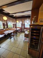 En restaurant eller et andet spisested på Ferienwohnung Michael Schneider