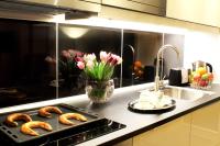 Kuchyň nebo kuchyňský kout v ubytování Milford Suites Budapest
