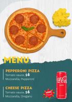 ein Bild einer Pizza auf einem Holzbrett in der Unterkunft Adventure Dome Resort in Kep