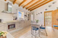Kuchyň nebo kuchyňský kout v ubytování Villa Almadravet by Villa Plus