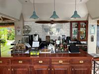 Nápoje v ubytování Pamarah Lodge