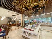 Restaurace v ubytování Muong Thanh Grand Xa La Hotel