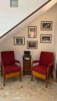 A seating area at Il Vicolo Palinuro
