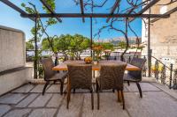 Balkon lub taras w obiekcie Apartments Ivo with Sea View