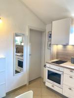 Kuchyňa alebo kuchynka v ubytovaní Apartments Maria Kukljica