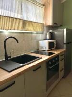 Kuchyňa alebo kuchynka v ubytovaní Apartments Maria Kukljica