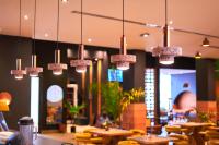ONOMO Hotel Bamakoにあるレストランまたは飲食店