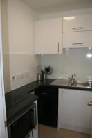 Kuchyň nebo kuchyňský kout v ubytování Byways Serviced Apartments