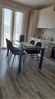 Kuchyňa alebo kuchynka v ubytovaní Home Suites Home