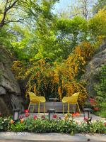 Seochon Secret Cave Houseにある庭