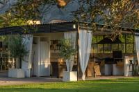 Zahrada ubytování Villa Enri Villa y Casita con Piscina y Jacuzzi