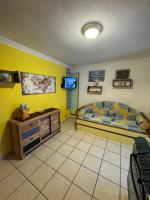 A television and/or entertainment centre at Il Vicolo Palinuro