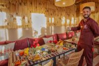 Jídlo v hotelu nebo okolí