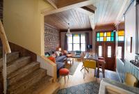 Posezení v ubytování Enjoy Golden Horn views from Tangerine house