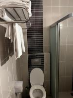 Koupelna v ubytování Denizkumu Hotel