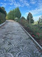 A garden outside VILLA ISELLA