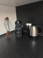 Coffee and tea making facilities at VILLA ISELLA