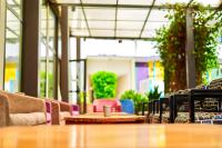 ONOMO Hotel Bamakoにあるシーティングエリア