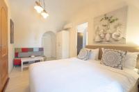 Posteľ alebo postele v izbe v ubytovaní Sophia Areopoli Guesthouse