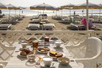 Mad på hotellet eller i nærheden