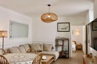 Część wypoczynkowa w obiekcie FERSEN Superb Mediterranean style apartment in heart of Old Antibes