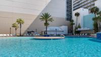 Amazing 1br ocean view condo ! Laketown 1316の敷地内または近くにあるプール