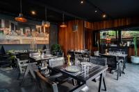 Restaurace v ubytování The Local House Alaçatı