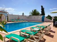 Bazén v ubytování Luxury Algarve Villa 4 Bedrooms Casa Do Luar Mágico Sea Views Perfect For Families Carvoeiro nebo v jeho okolí