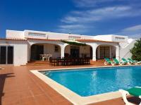 Bazén v ubytování Luxury Algarve Villa 4 Bedrooms Casa Do Luar Mágico Sea Views Perfect For Families Carvoeiro nebo v jeho okolí