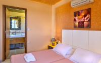 Posteľ alebo postele v izbe v ubytovaní Exclusive Crete Villa Villa Citrus 3 Bedroom Private Pool Rethymnon